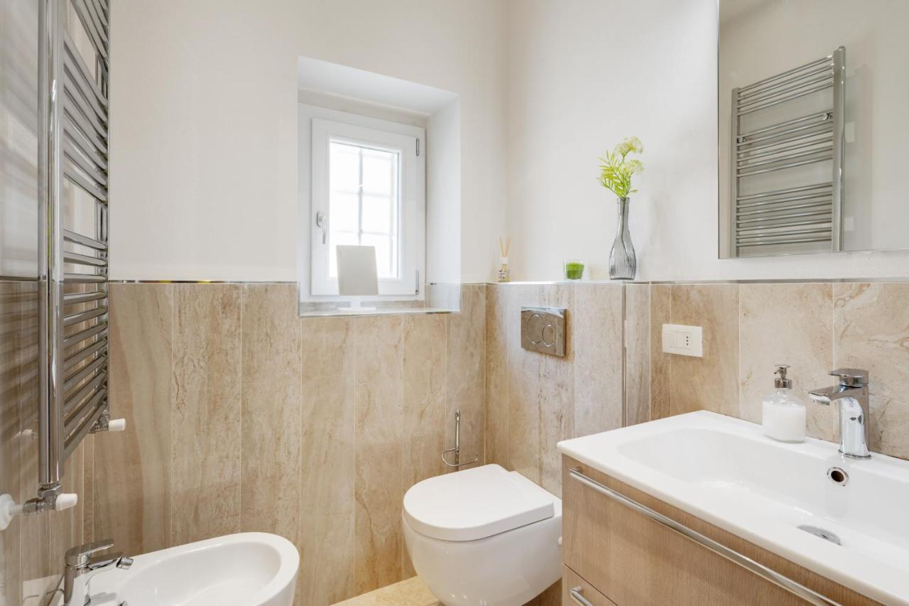 Palazzo Pitti & Ponte Vecchio Cozy Flat Apartment Florence Luaran gambar